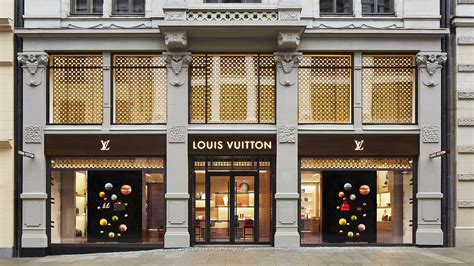 louis vuitton shop